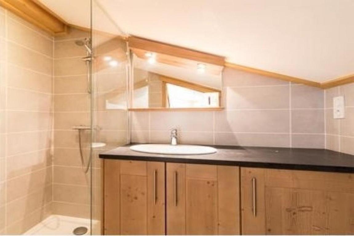 Modern 3 Bed Penthouse Apartment, Balcony & Garage, Close To Village & Ski Bus Samoëns Esterno foto